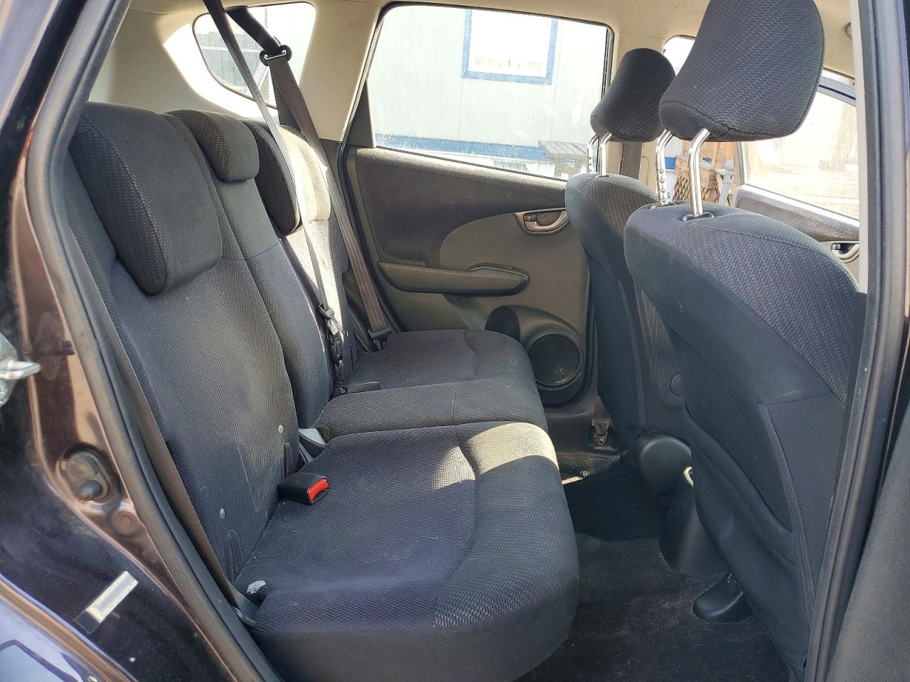 2013 HONDA FIT SPORT photo 28