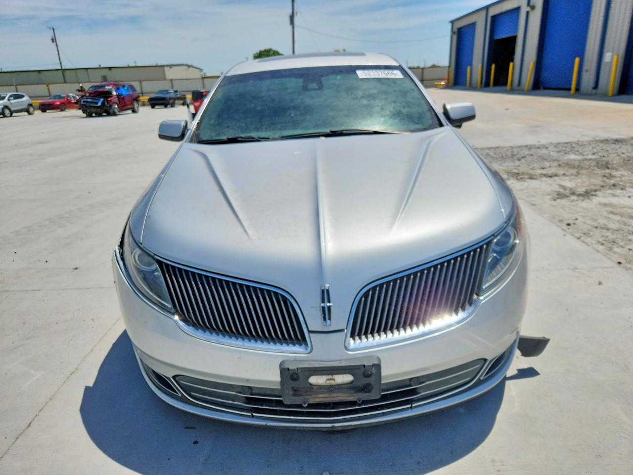 2013 LINCOLN MKS photo 9