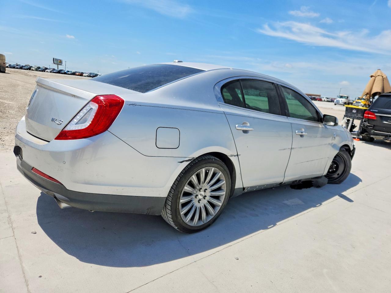 2013 LINCOLN MKS photo 5