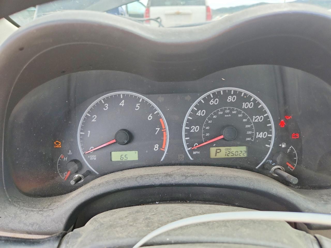 2013 TOYOTA COROLLA LE photo 9