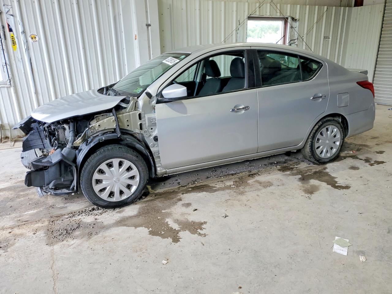 2019 NISSAN VERSA