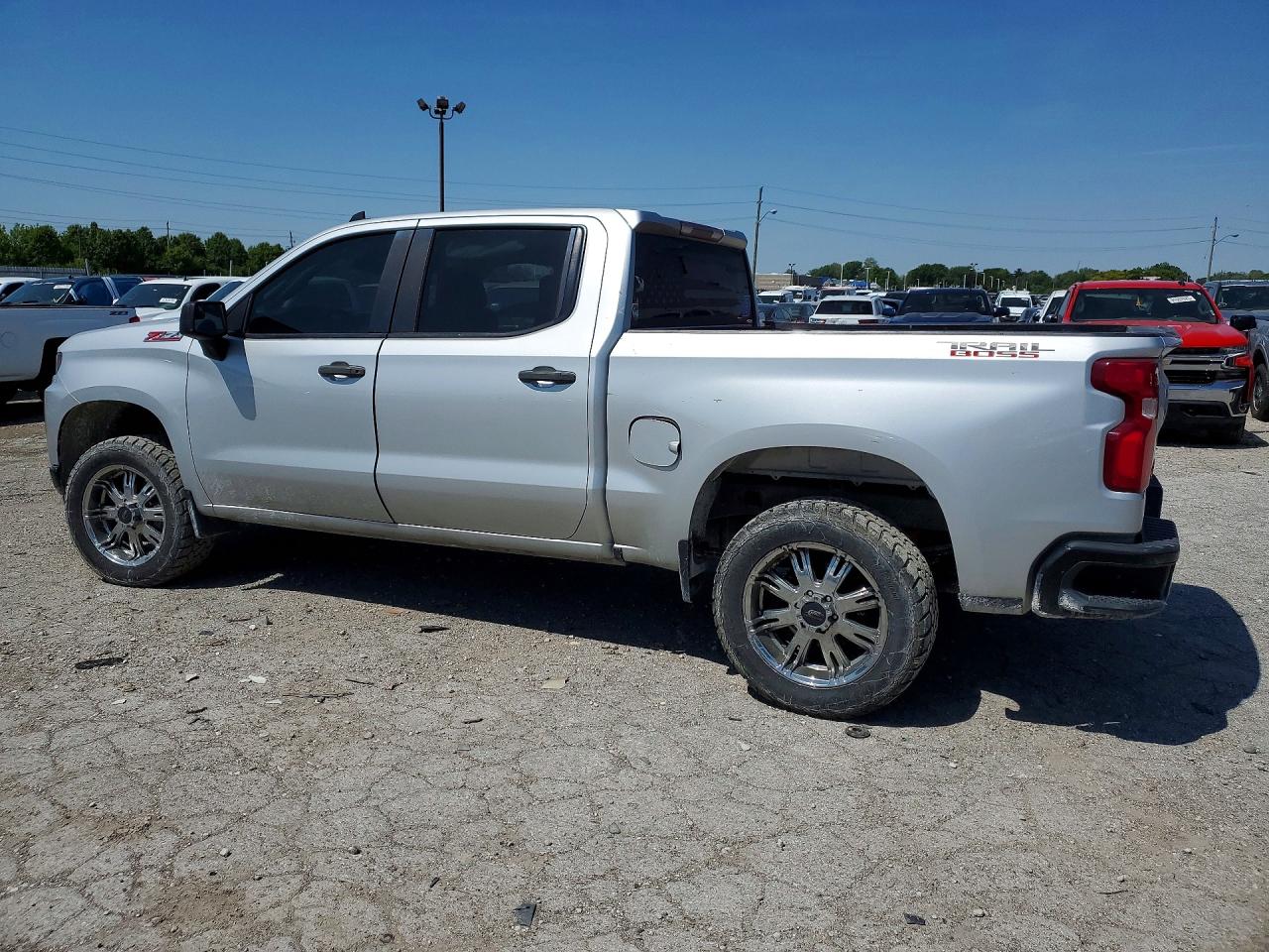 2020 CHEVROLET SILVERADO K1500 TRAIL BOSS CUSTOM photo 4