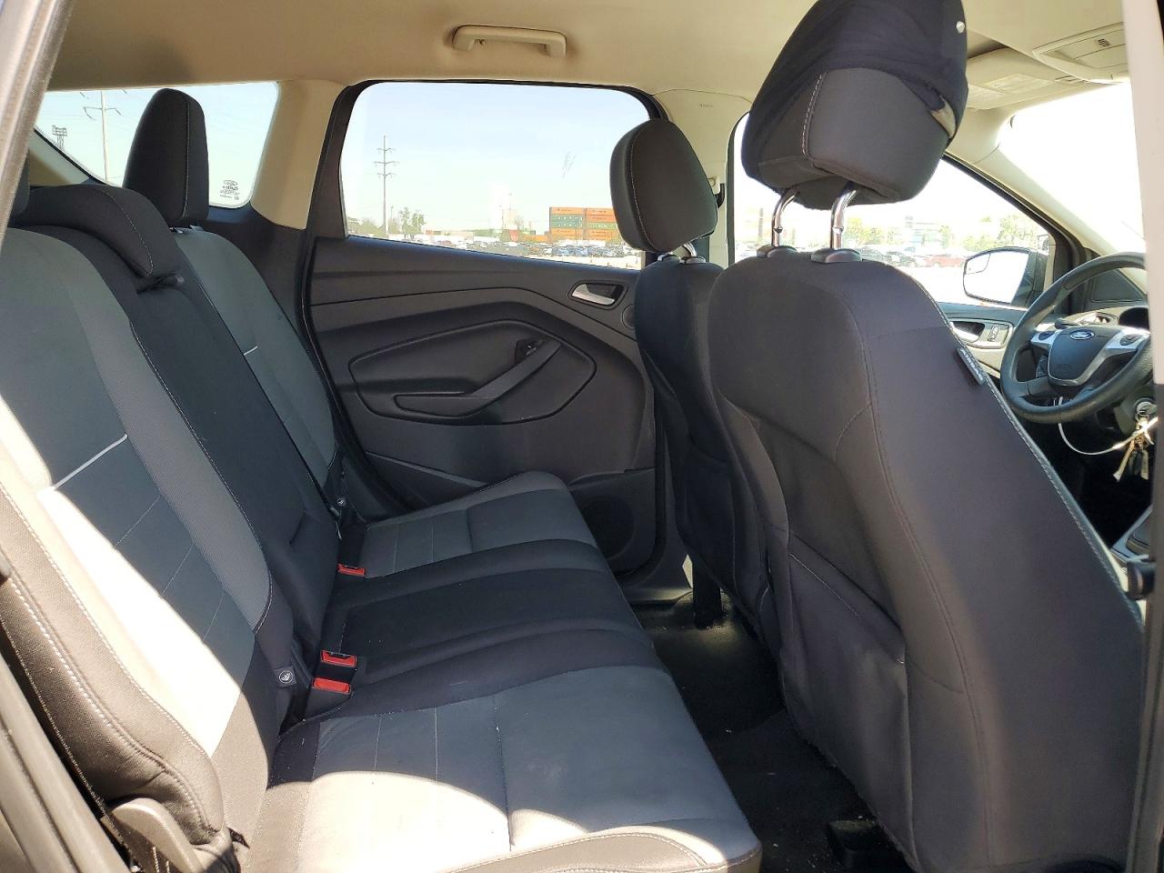 2015 FORD ESCAPE SE photo 11