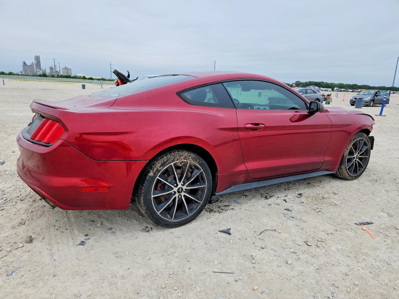 2015 FORD MUSTANG photo 5