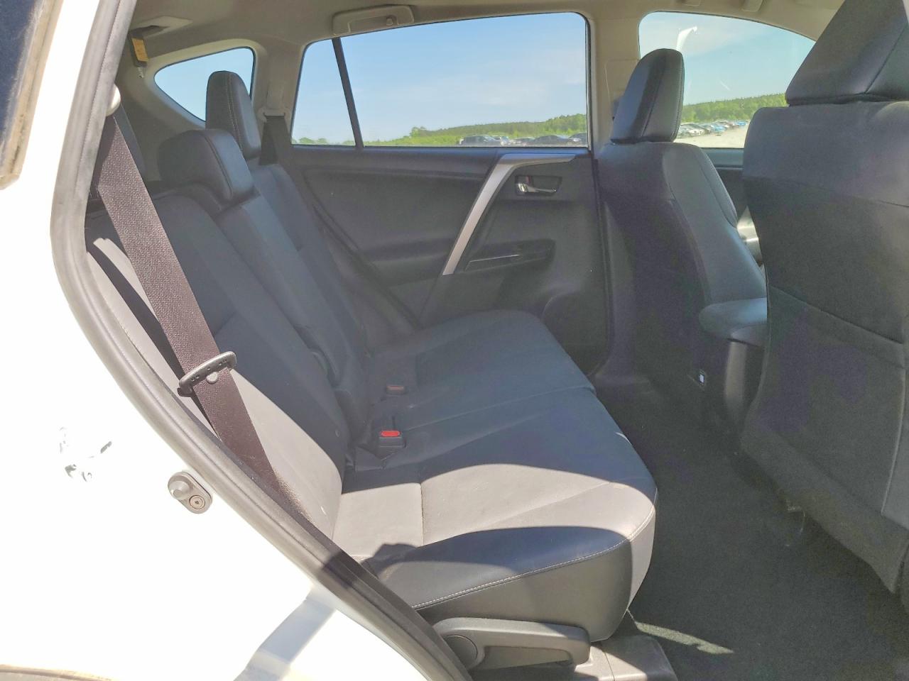 2018 TOYOTA RAV4 LIMITED photo 11