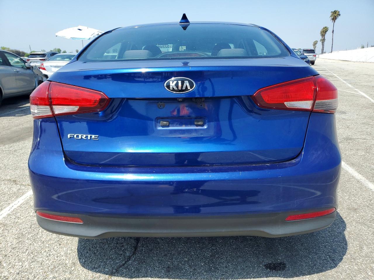2018 KIA FORTE LX photo 11