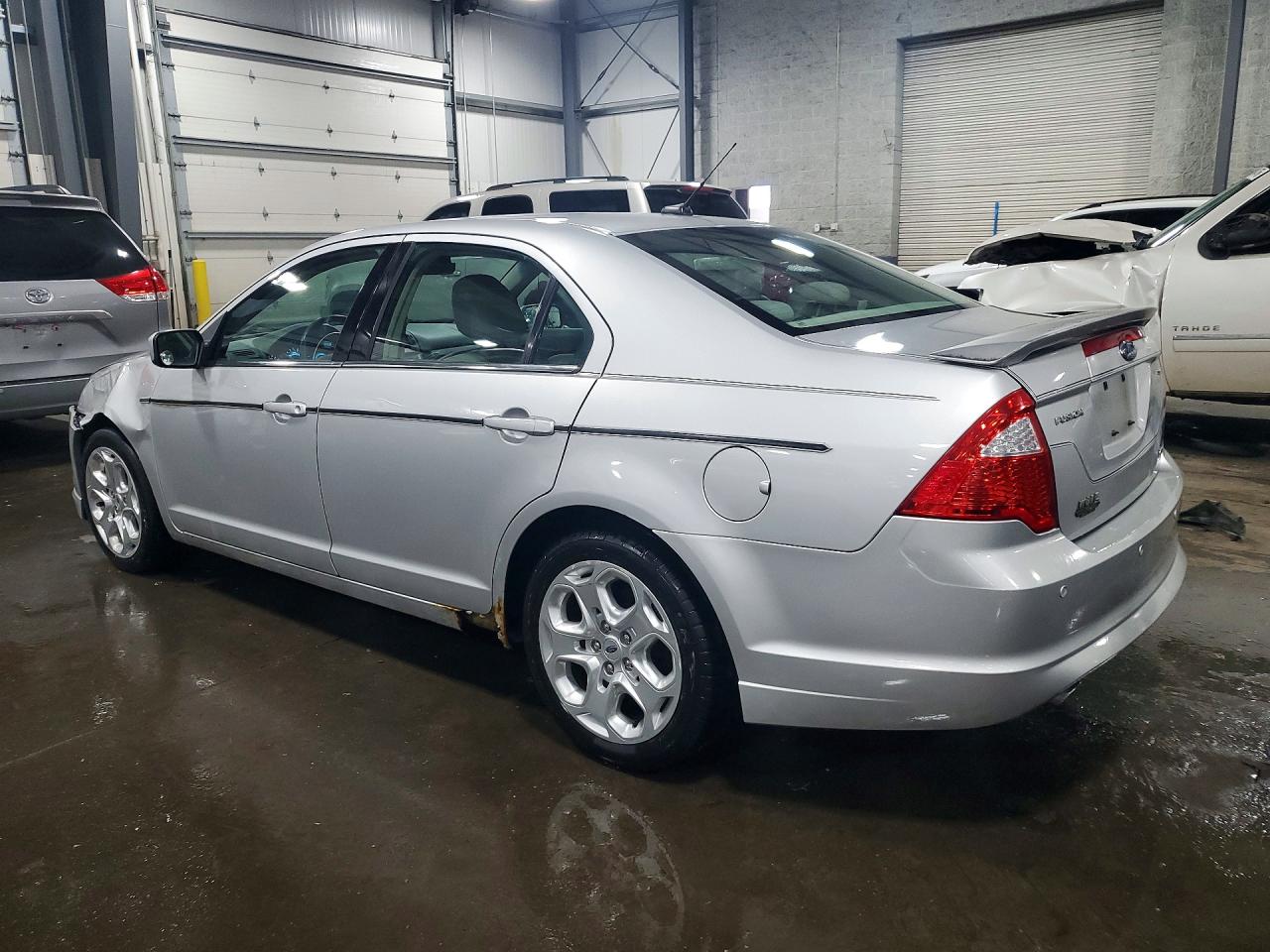 2010 FORD FUSION SE photo 3