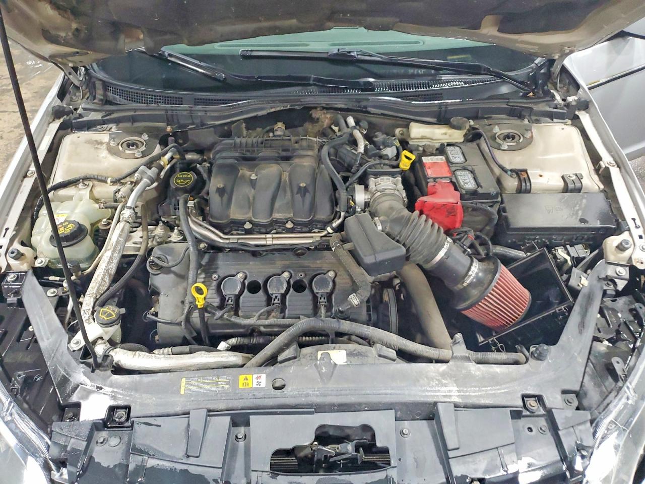 2010 FORD FUSION SE photo 21