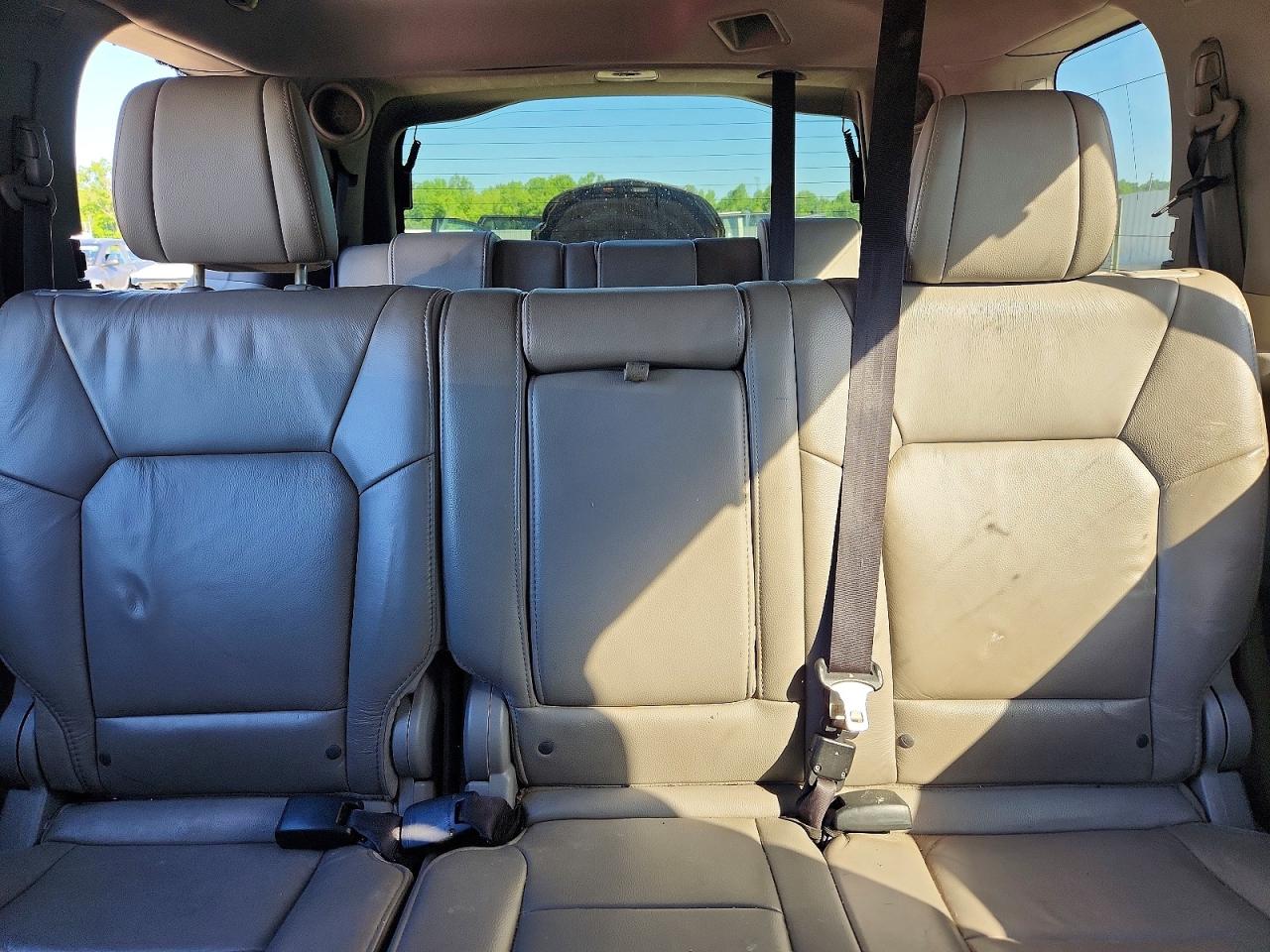 2015 HONDA PILOT TOURING photo 28