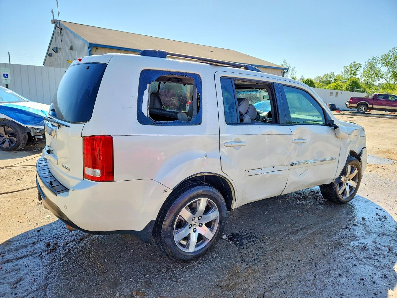 2015 HONDA PILOT TOURING photo 7