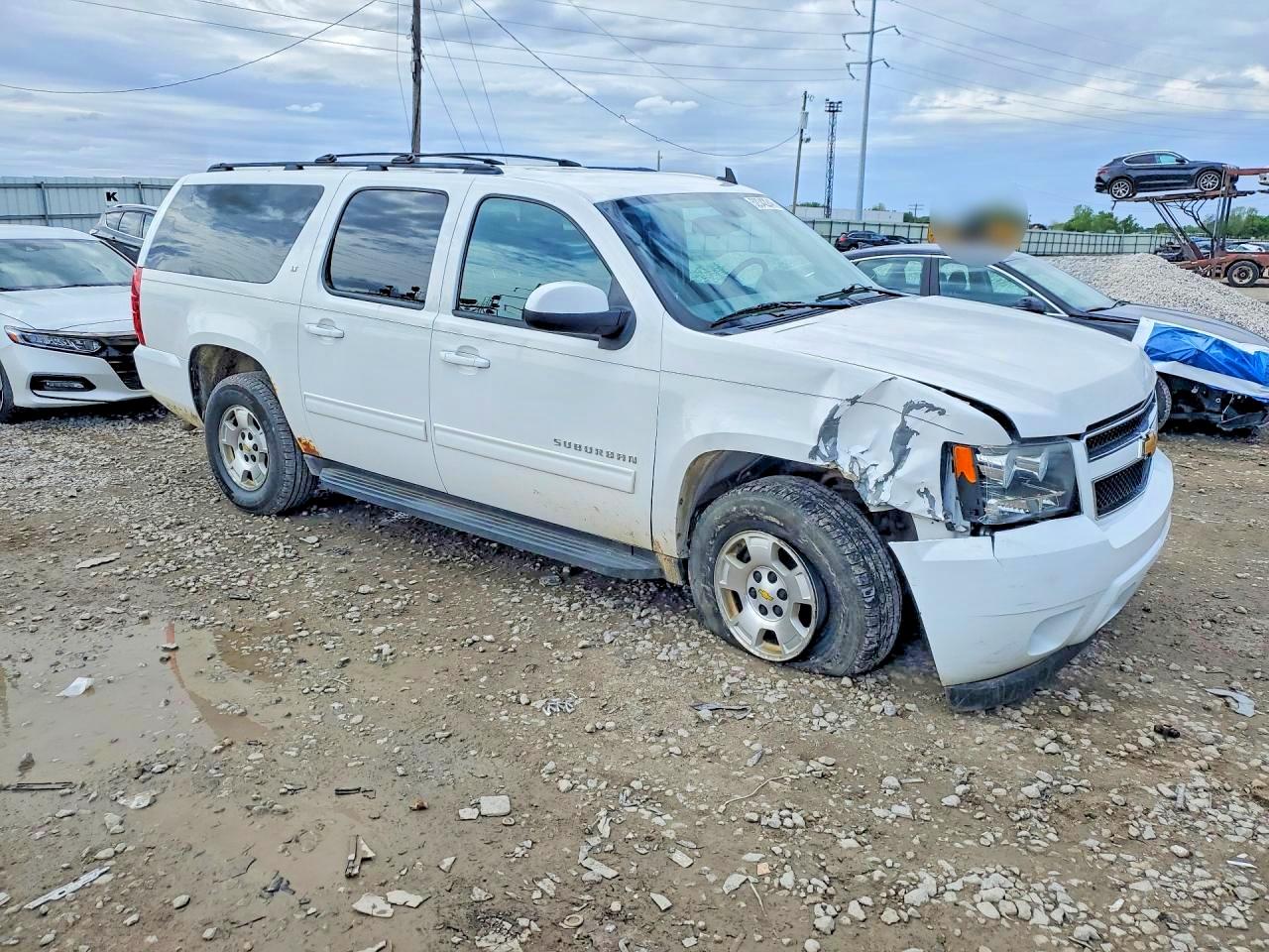 2013 CHEVROLET SUBURBAN K1500 LT photo 7
