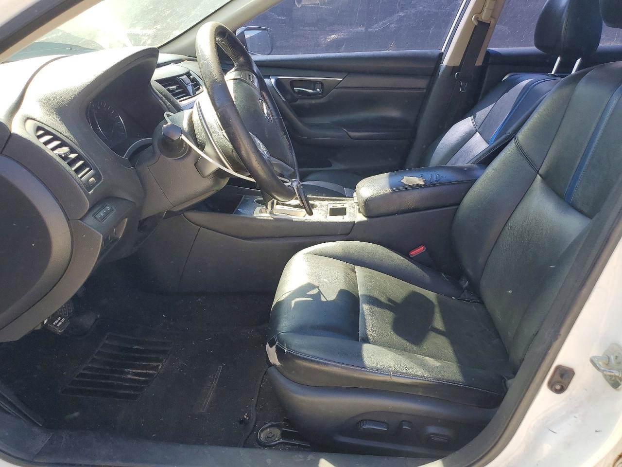 2018 NISSAN ALTIMA 2.5 SR photo 13