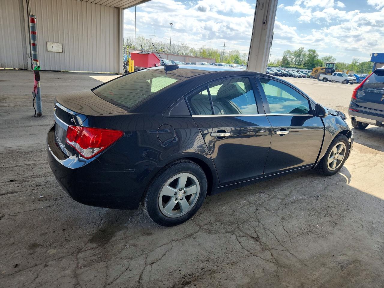 2016 CHEVROLET CRUZE LIMITED LT photo 5