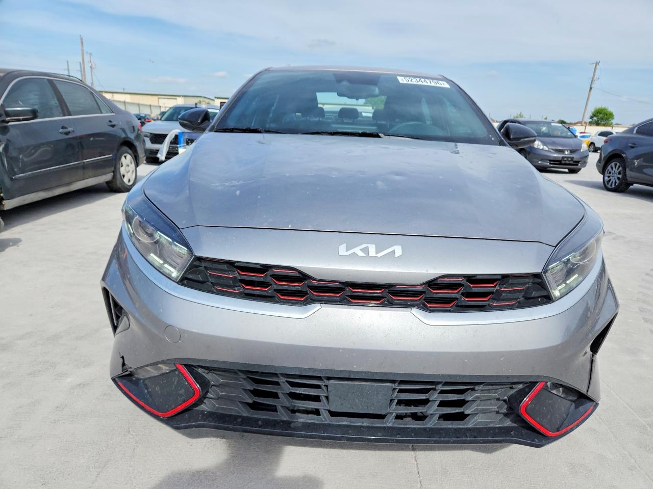 2024 KIA FORTE GT LINE photo 13