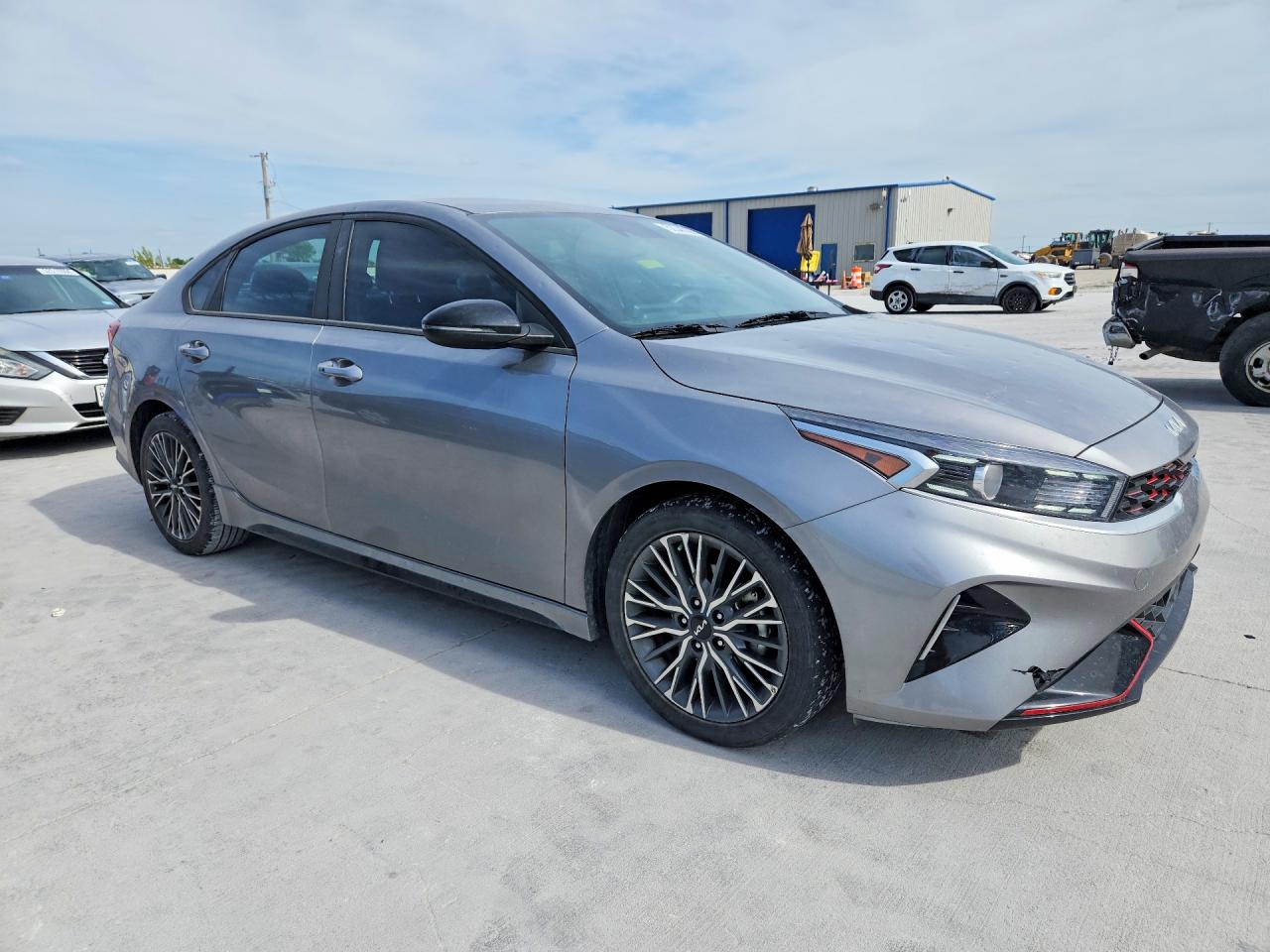 2024 KIA FORTE GT LINE photo 10