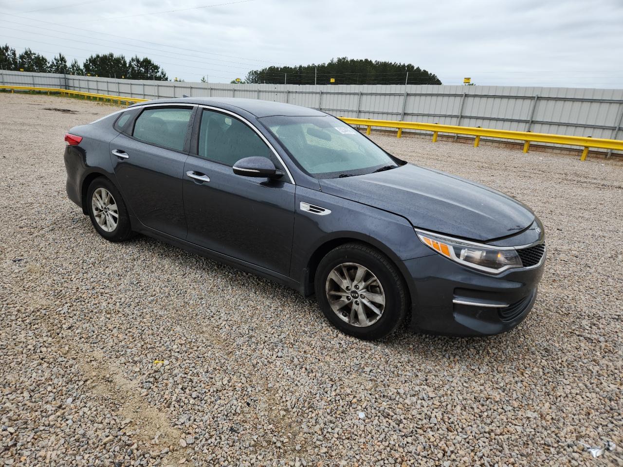 2018 KIA OPTIMA LX photo 4
