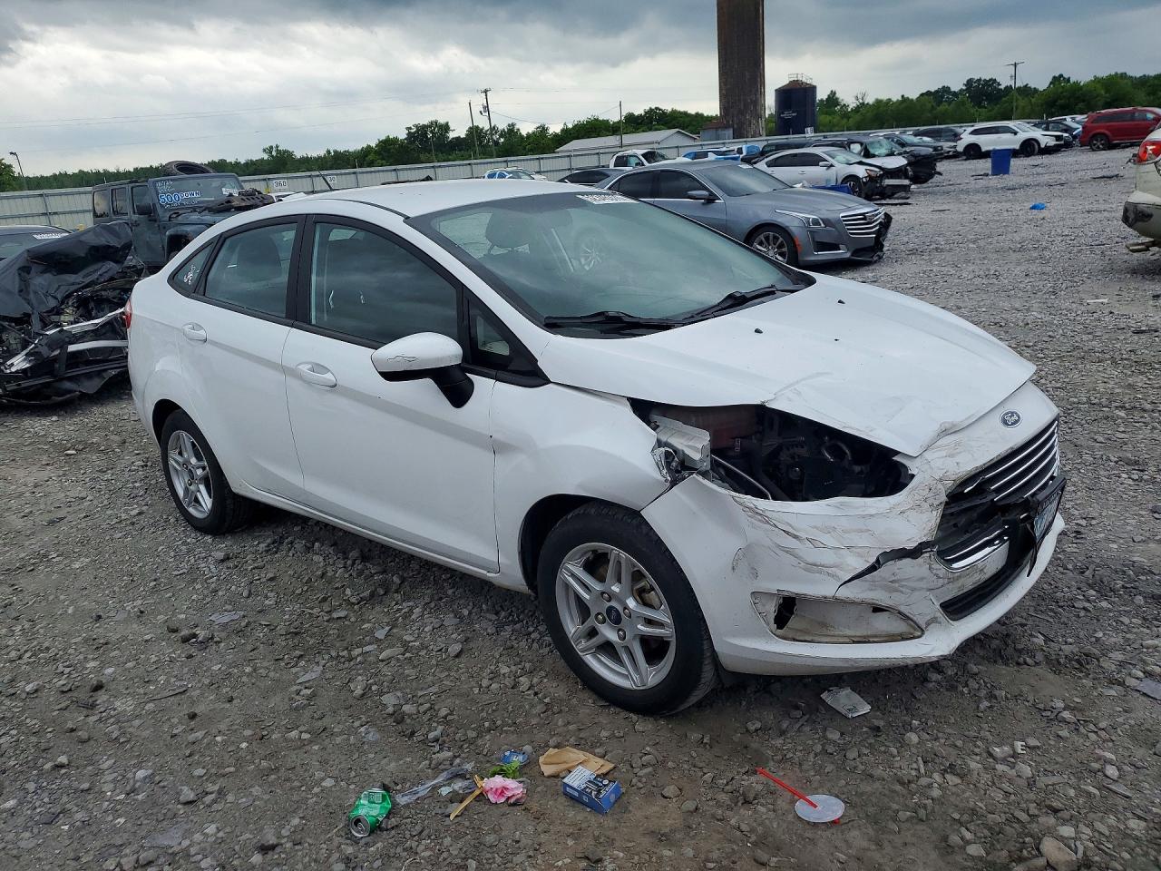 2019 FORD FIESTA SE photo 7