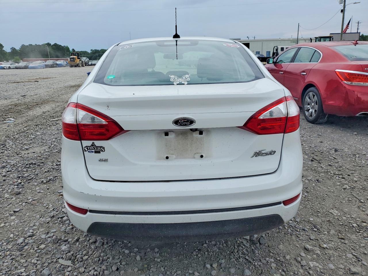 2019 FORD FIESTA SE photo 11