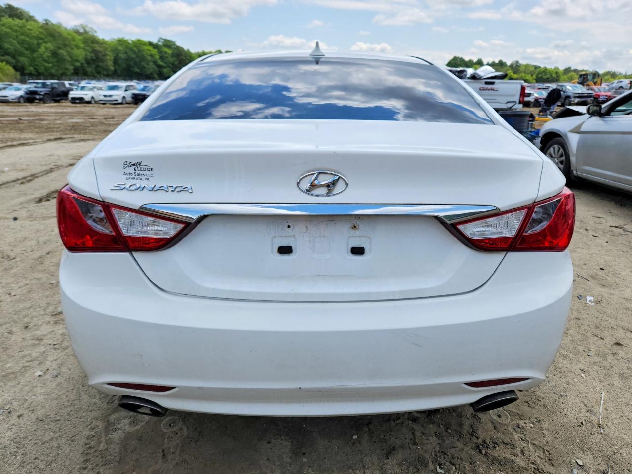 2013 HYUNDAI SONATA SE photo 16