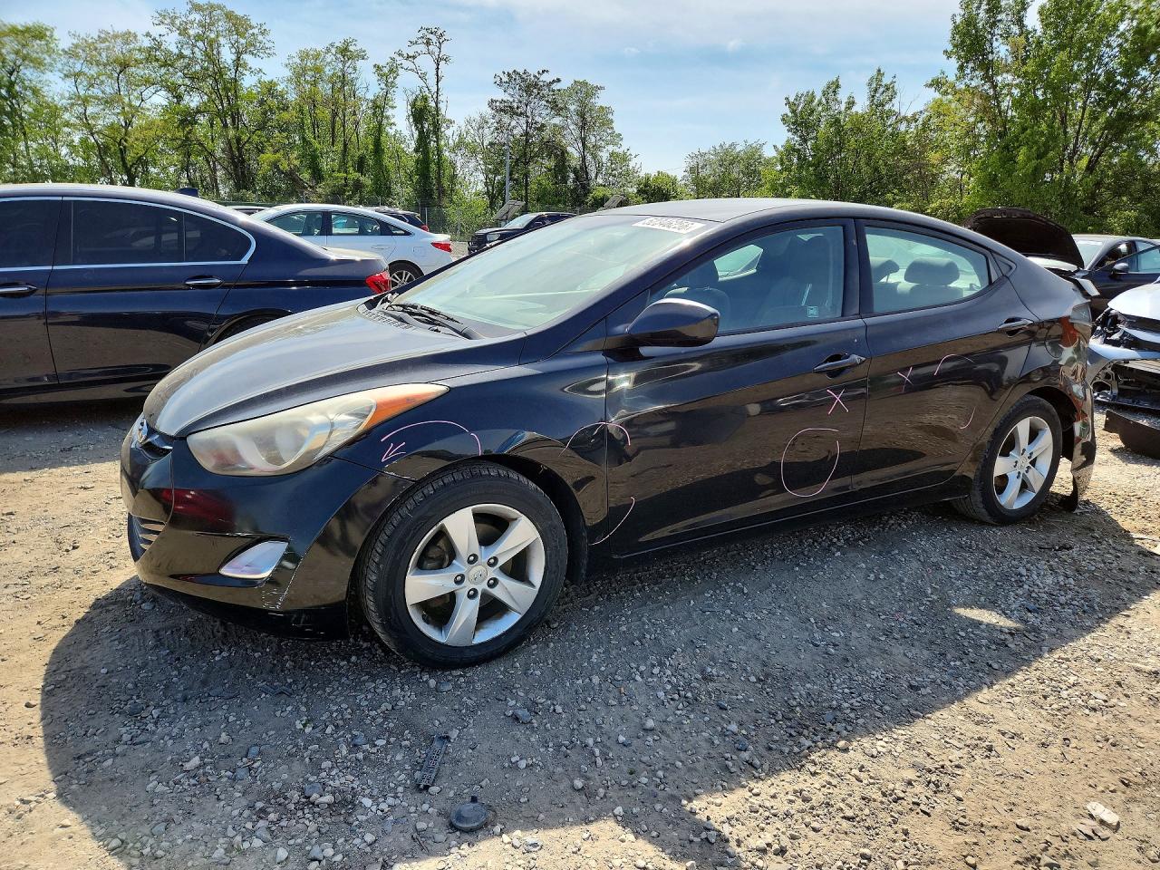 2013 HYUNDAI ELANTRA