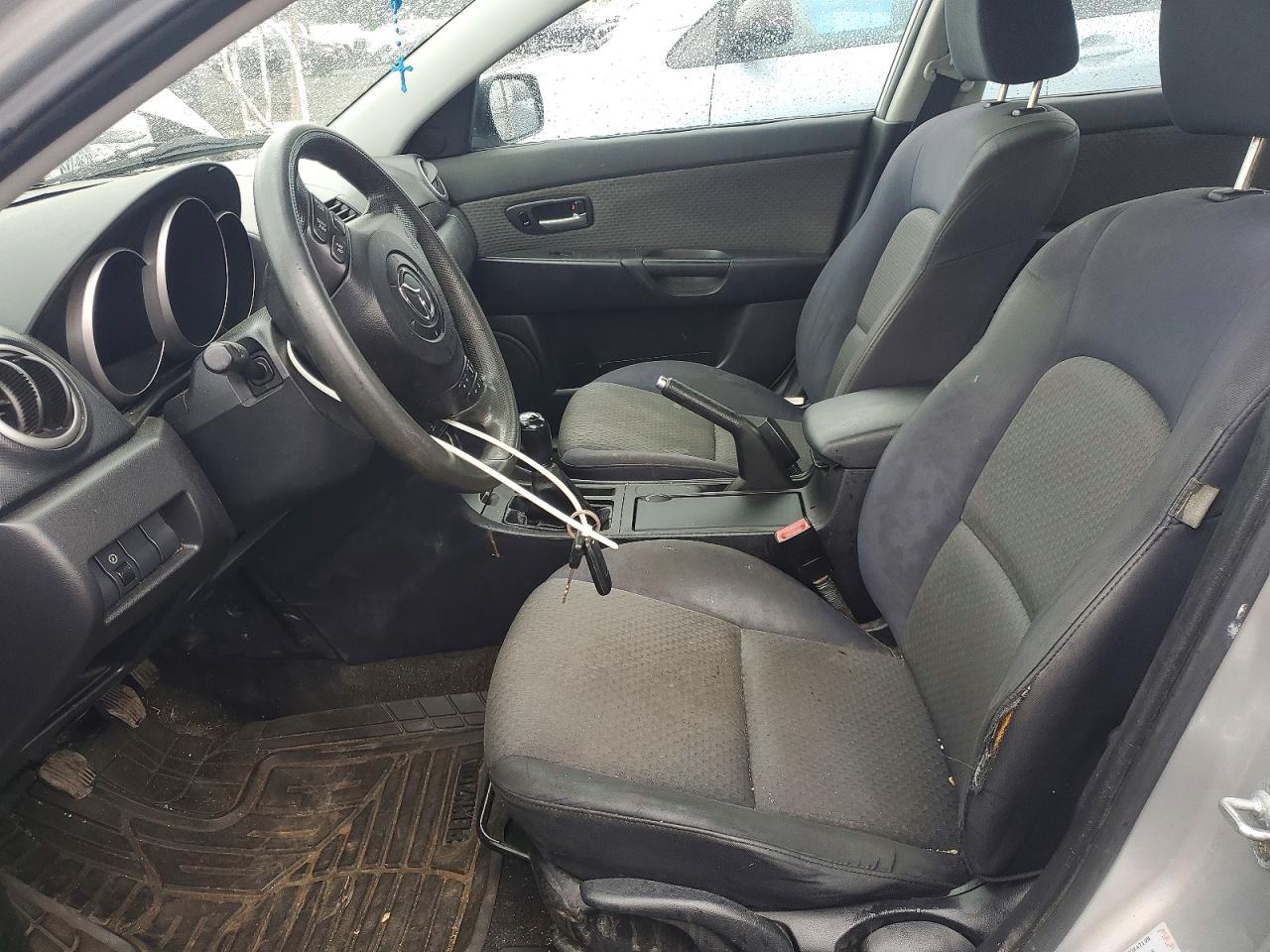2004 MAZDA 3 I photo 13