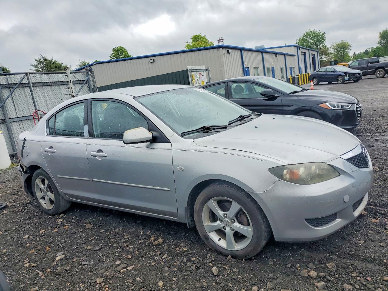 2004 MAZDA 3 I photo 7