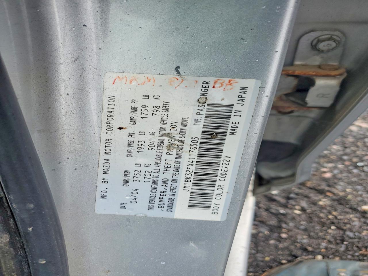 2004 MAZDA 3 I photo 23