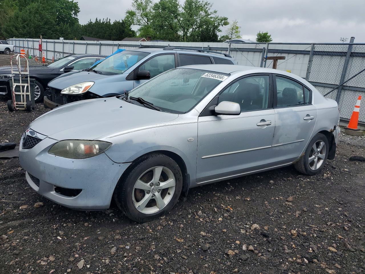 2004 MAZDA 3