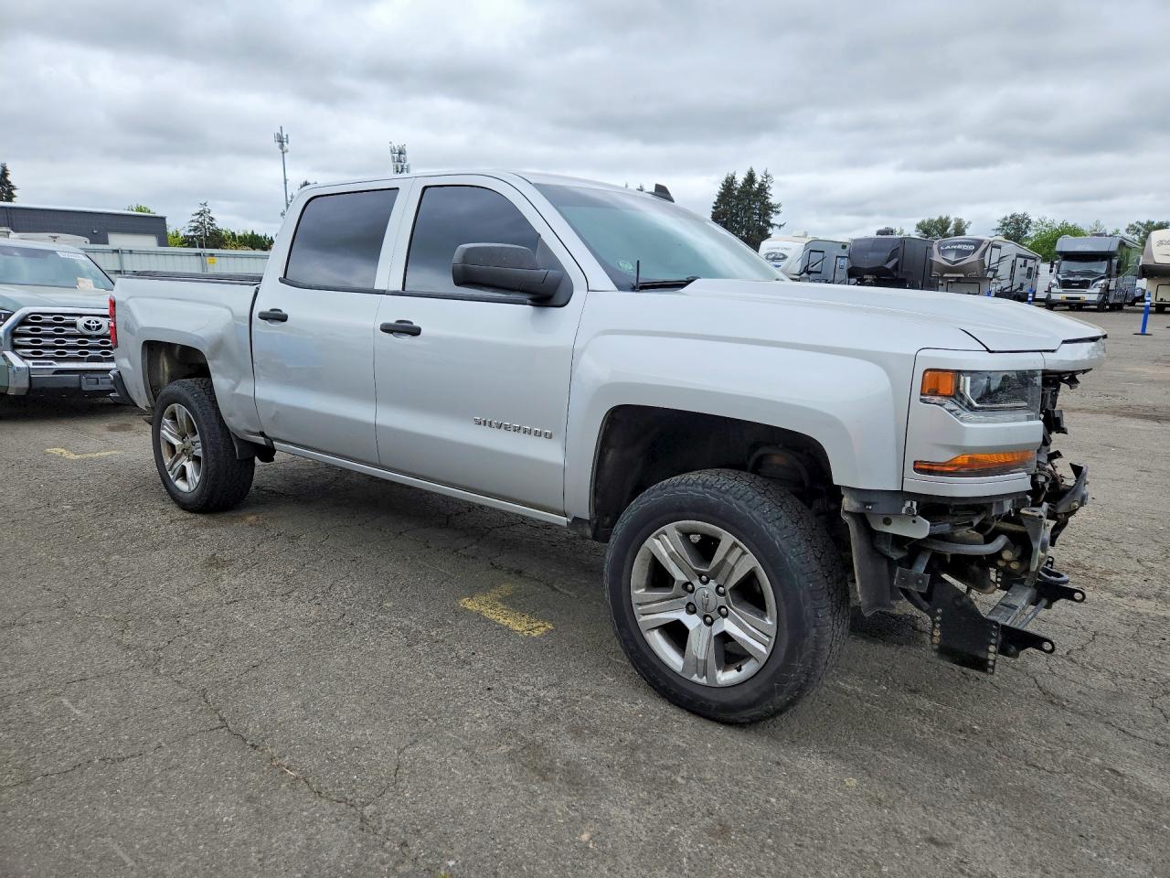 2018 CHEVROLET SILVERADO K1500 CUSTOM photo 7