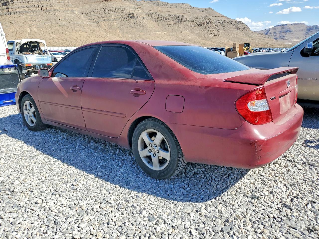 2003 TOYOTA CAMRY SE V6 photo 2