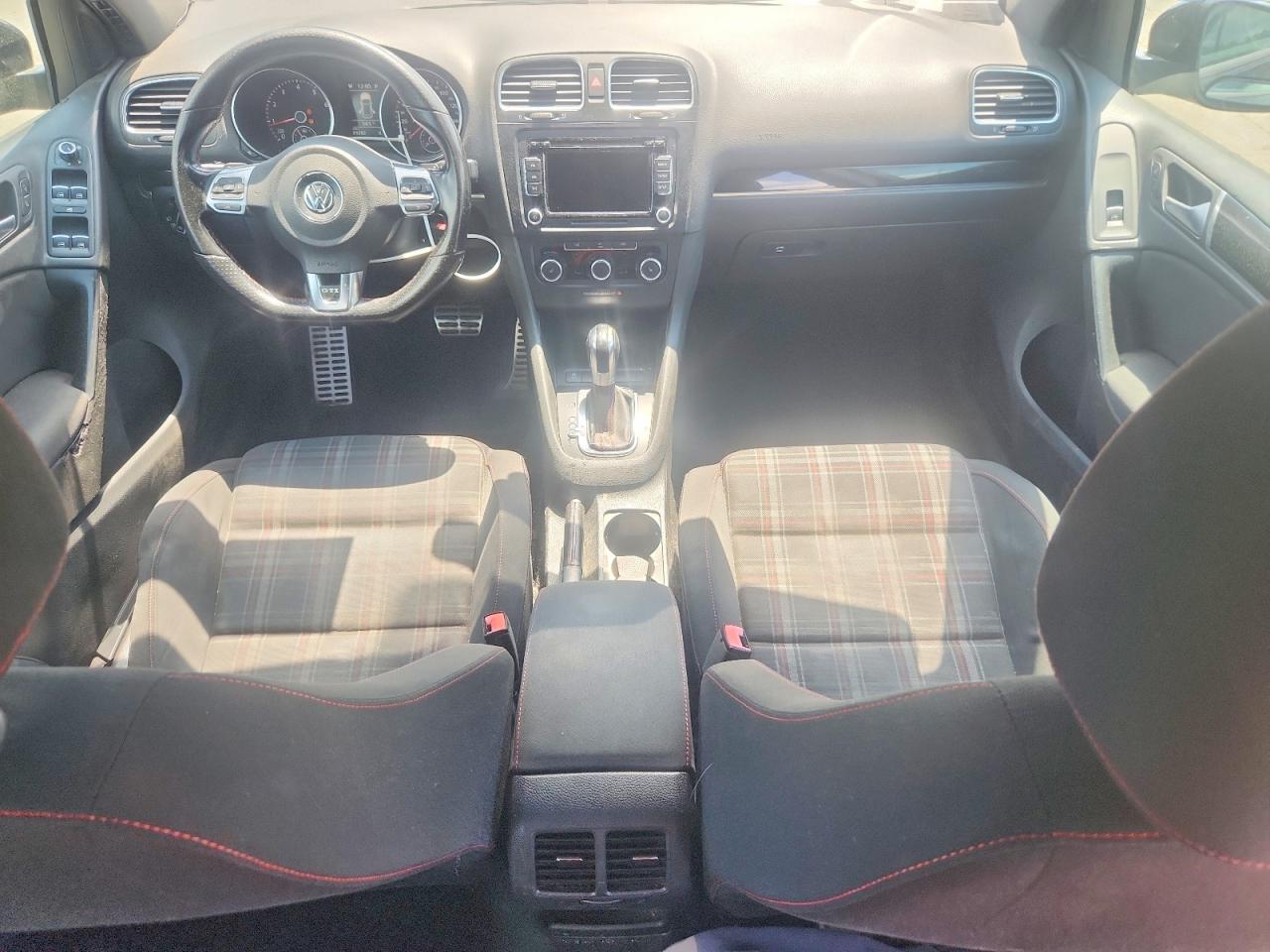 2012 VOLKSWAGEN GTI photo 15