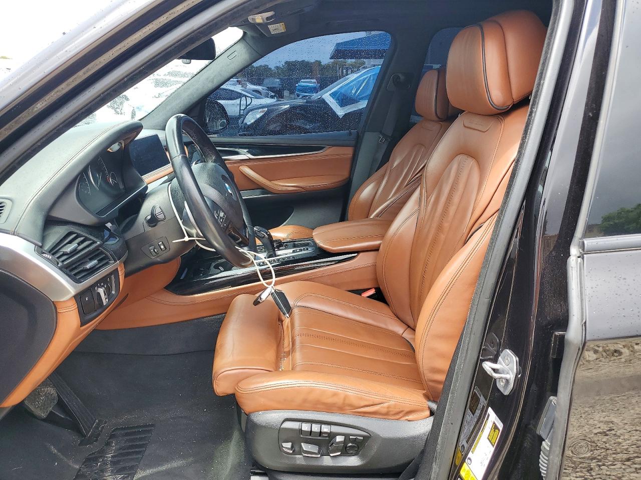 2016 BMW X5 XDRIVE50I photo 7