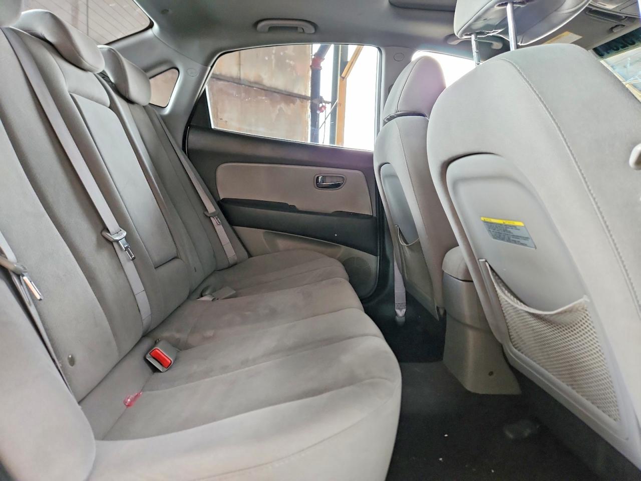 2010 HYUNDAI ELANTRA GLS photo 28