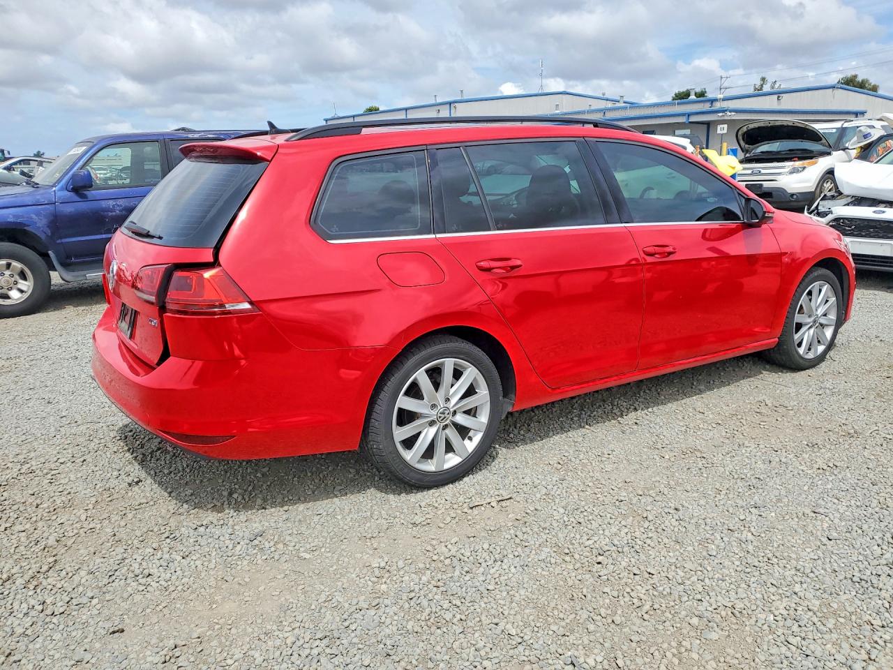 2015 VOLKSWAGEN GOLF SPORTWAGEN TDI S photo 7