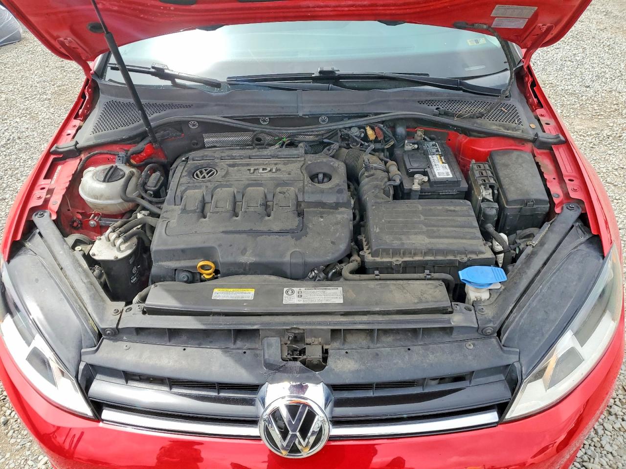 2015 VOLKSWAGEN GOLF SPORTWAGEN TDI S photo 31