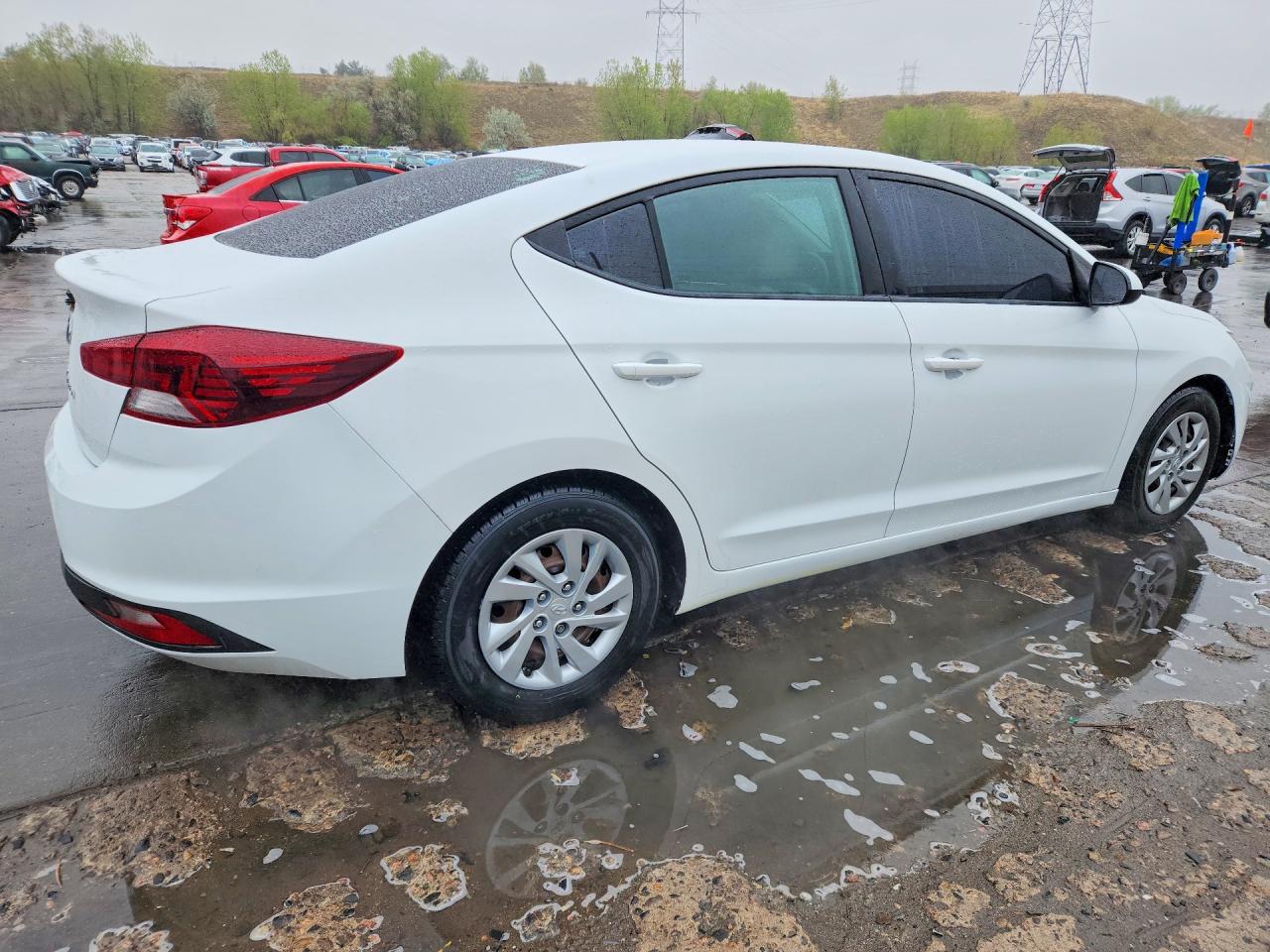2019 HYUNDAI ELANTRA SE photo 5