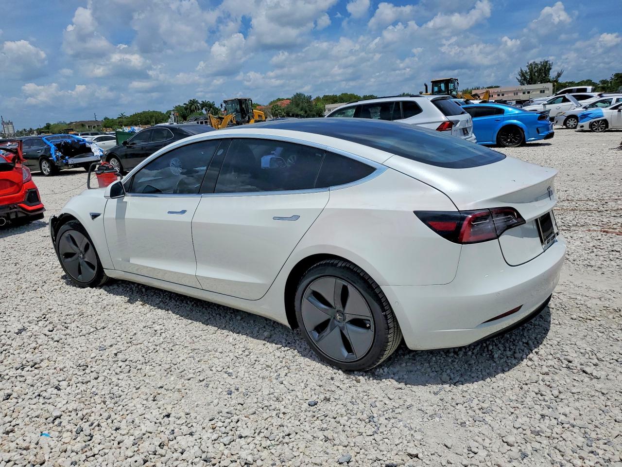 2019 TESLA MODEL 3 photo 2