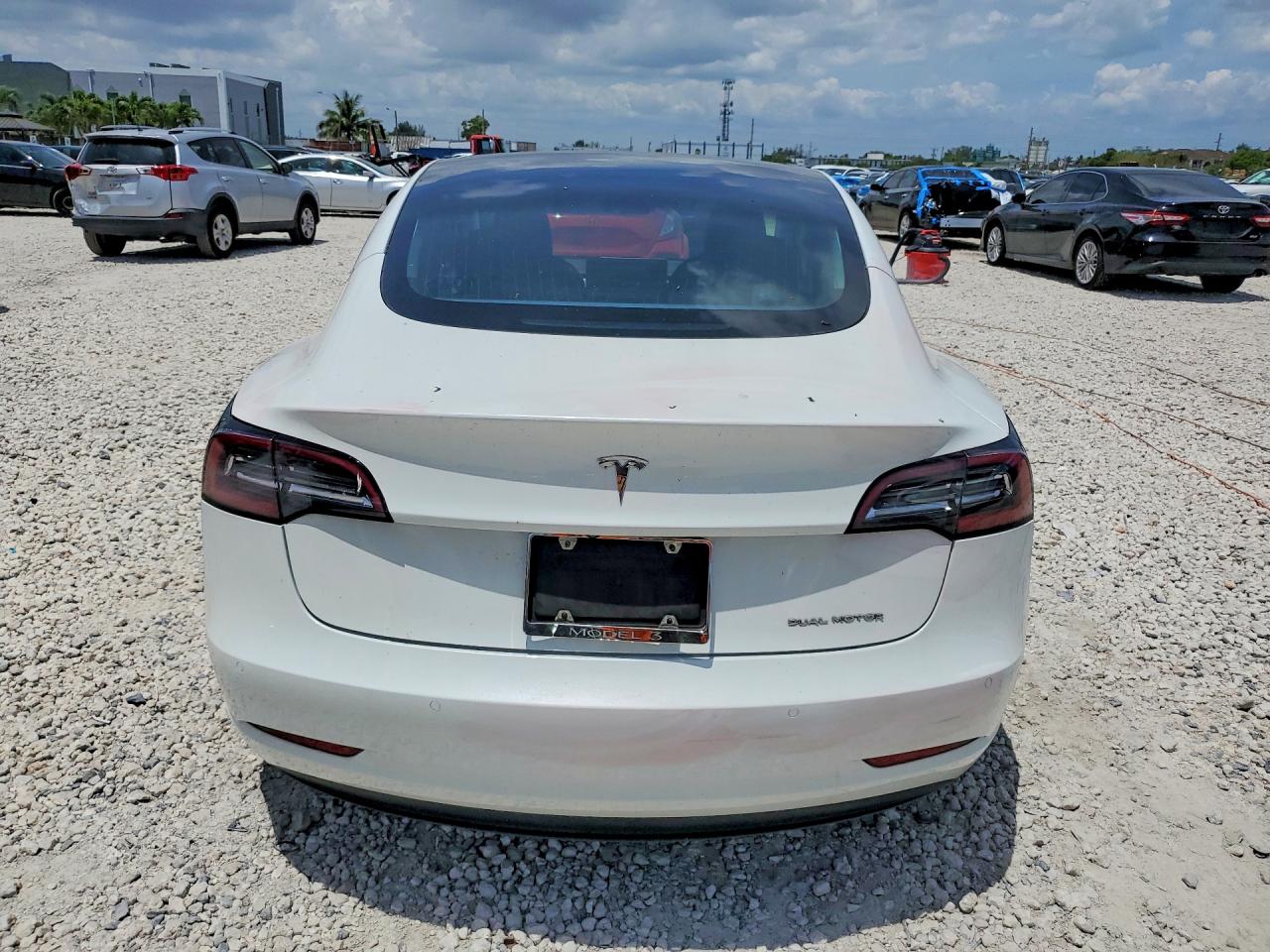 2019 TESLA MODEL 3 photo 6