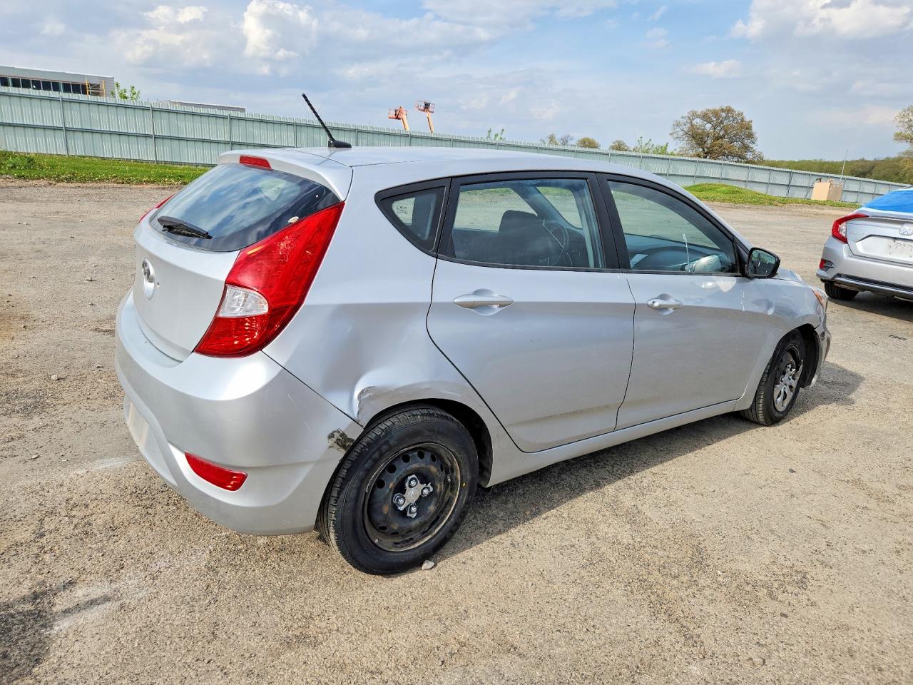 2015 HYUNDAI ACCENT GS photo 7