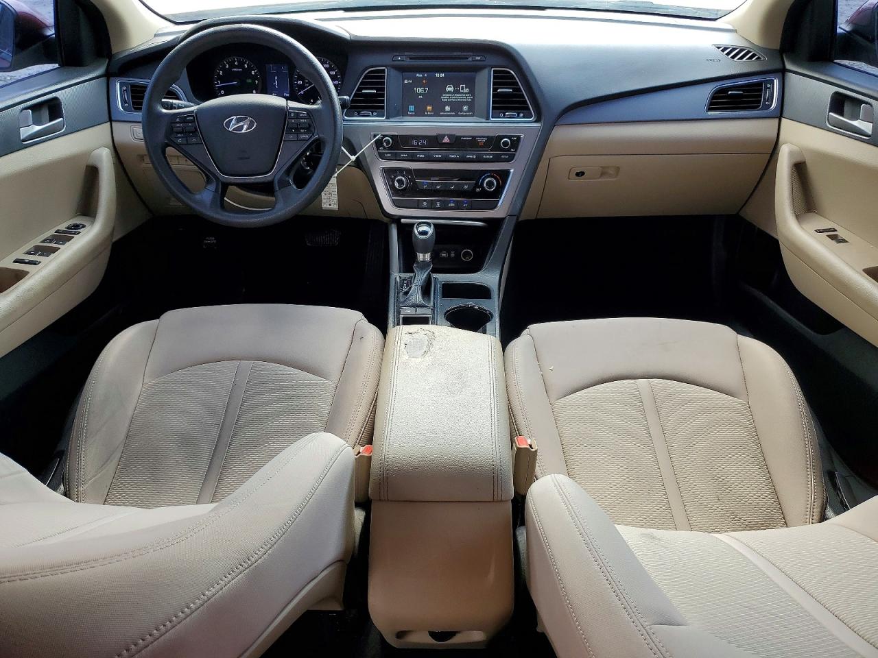 2017 HYUNDAI SONATA SE photo 22
