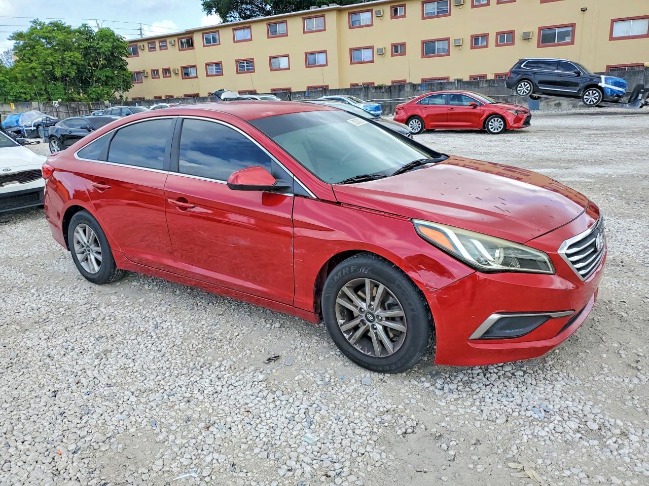 2017 HYUNDAI SONATA SE photo 10