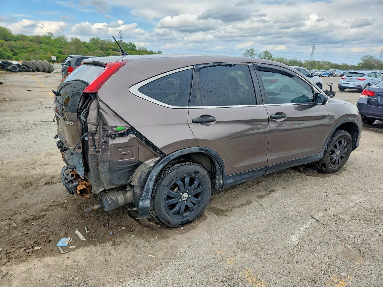 2014 HONDA CR-V LX photo 5