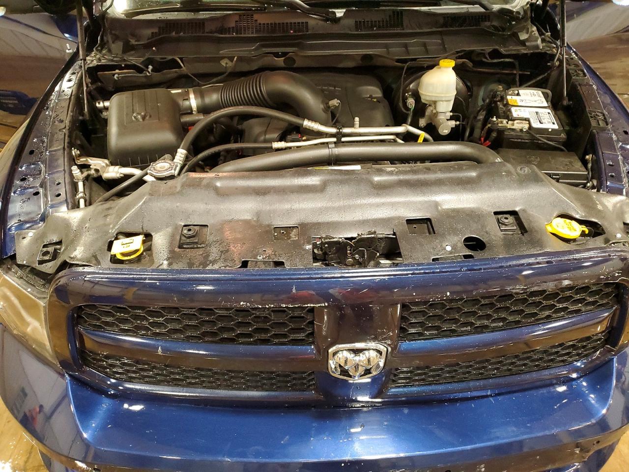 2015 RAM 1500 SLT photo 31