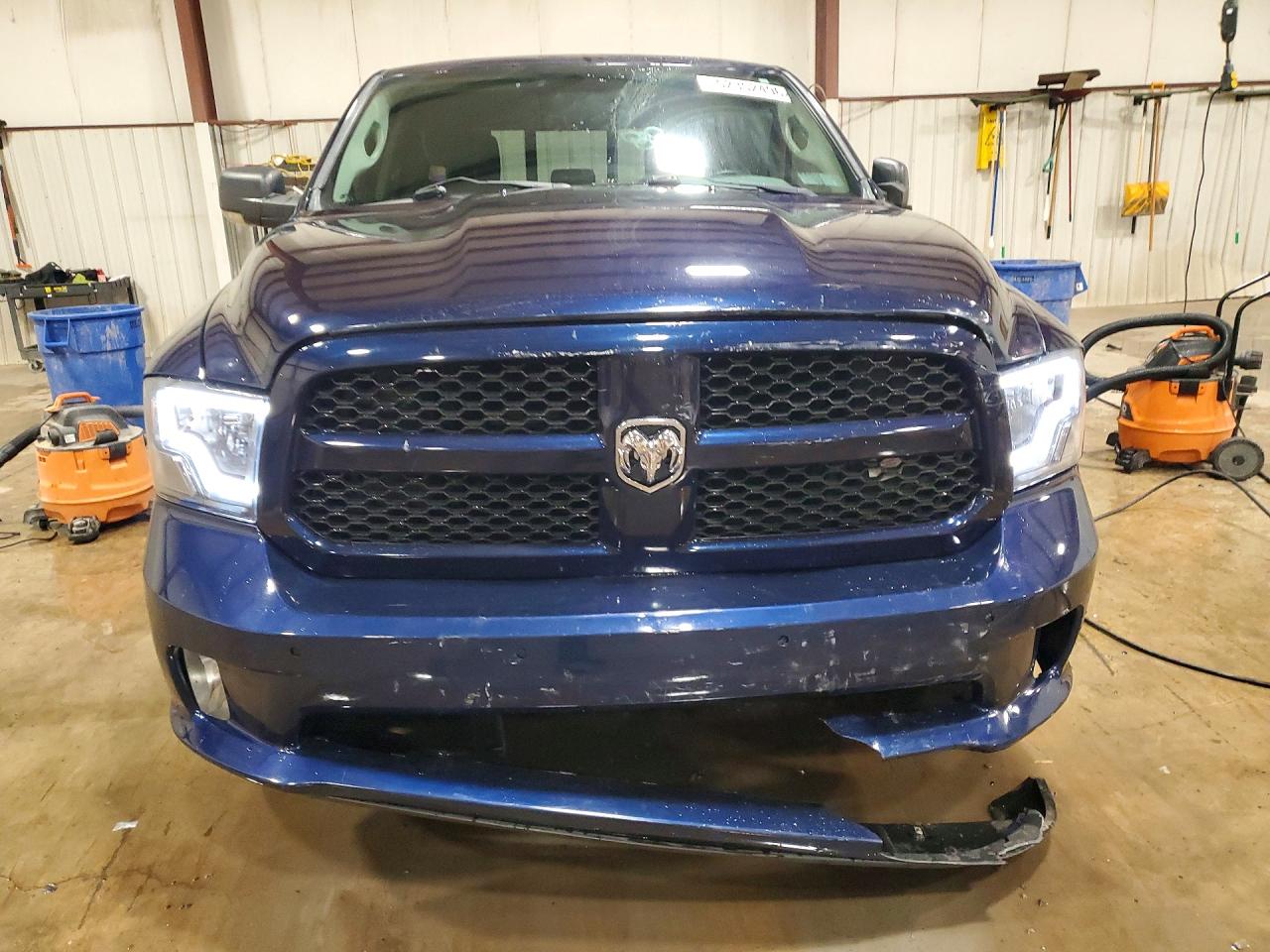 2015 RAM 1500 SLT photo 13
