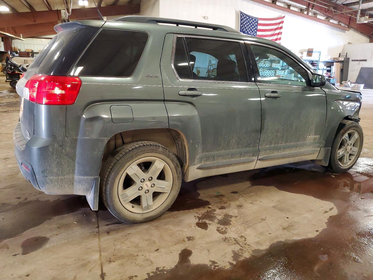 2012 GMC TERRAIN SLE photo 3