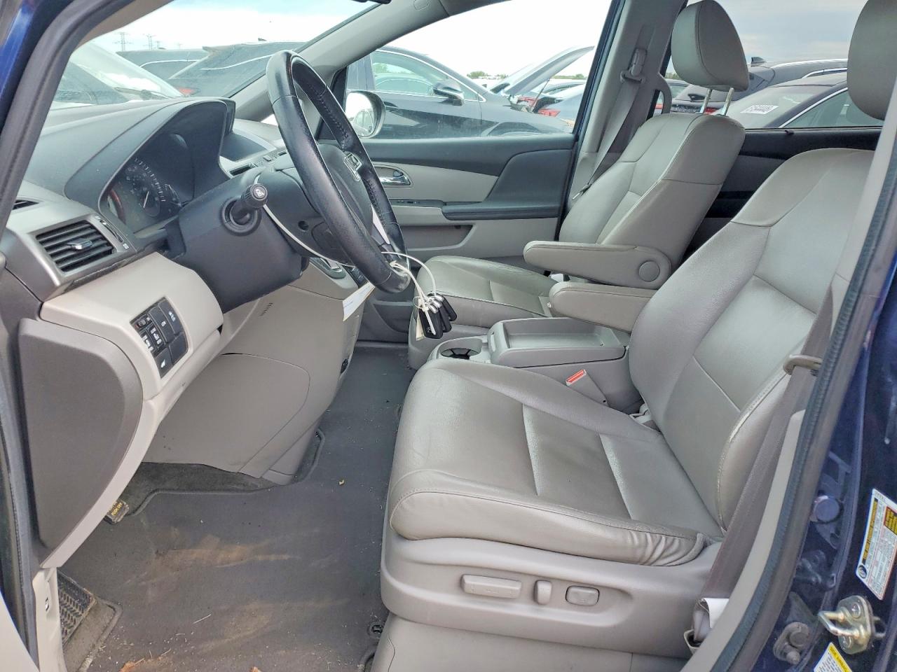 2014 HONDA ODYSSEY EXL photo 13