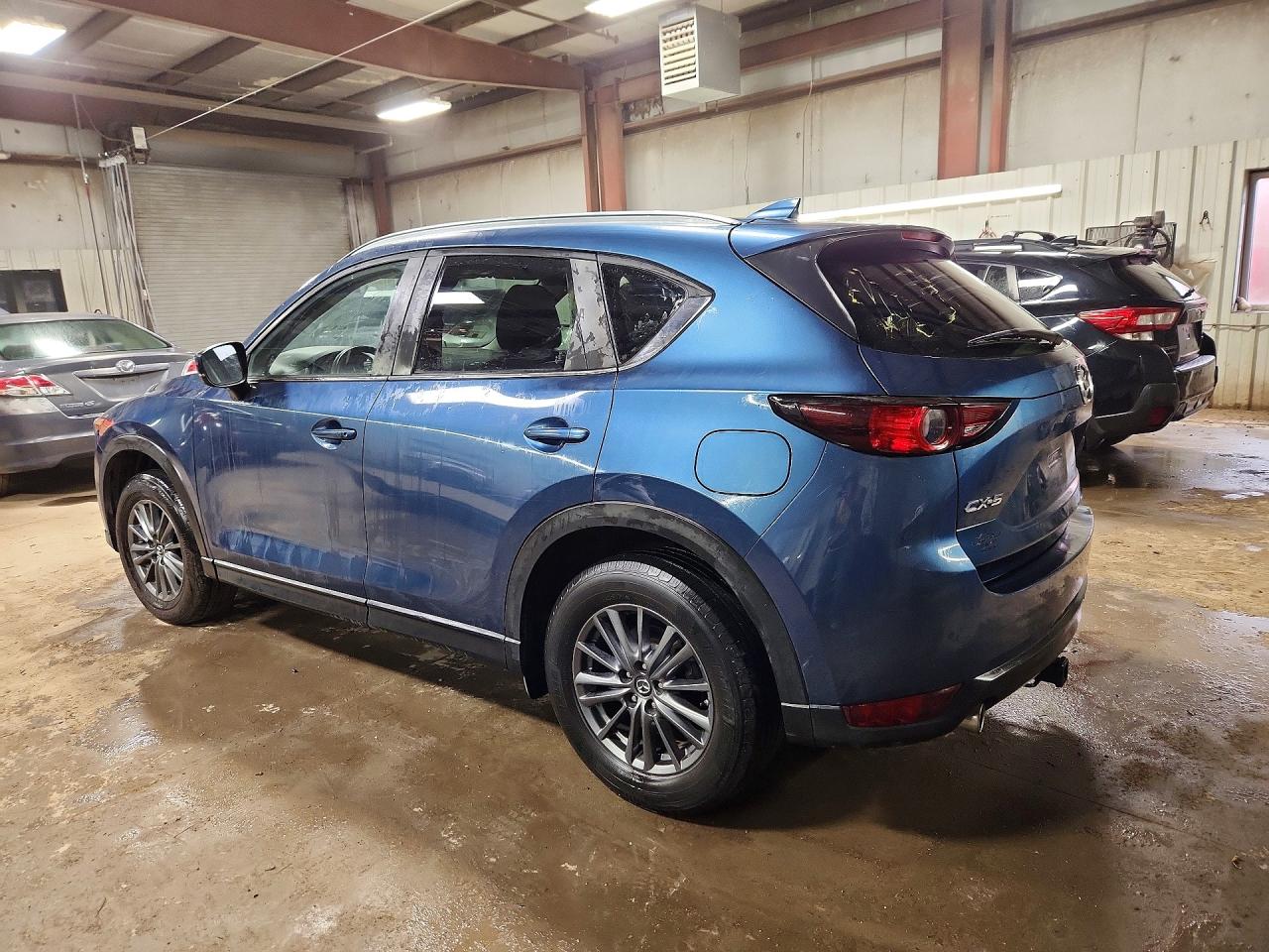 2017 MAZDA CX-5 TOURING photo 4