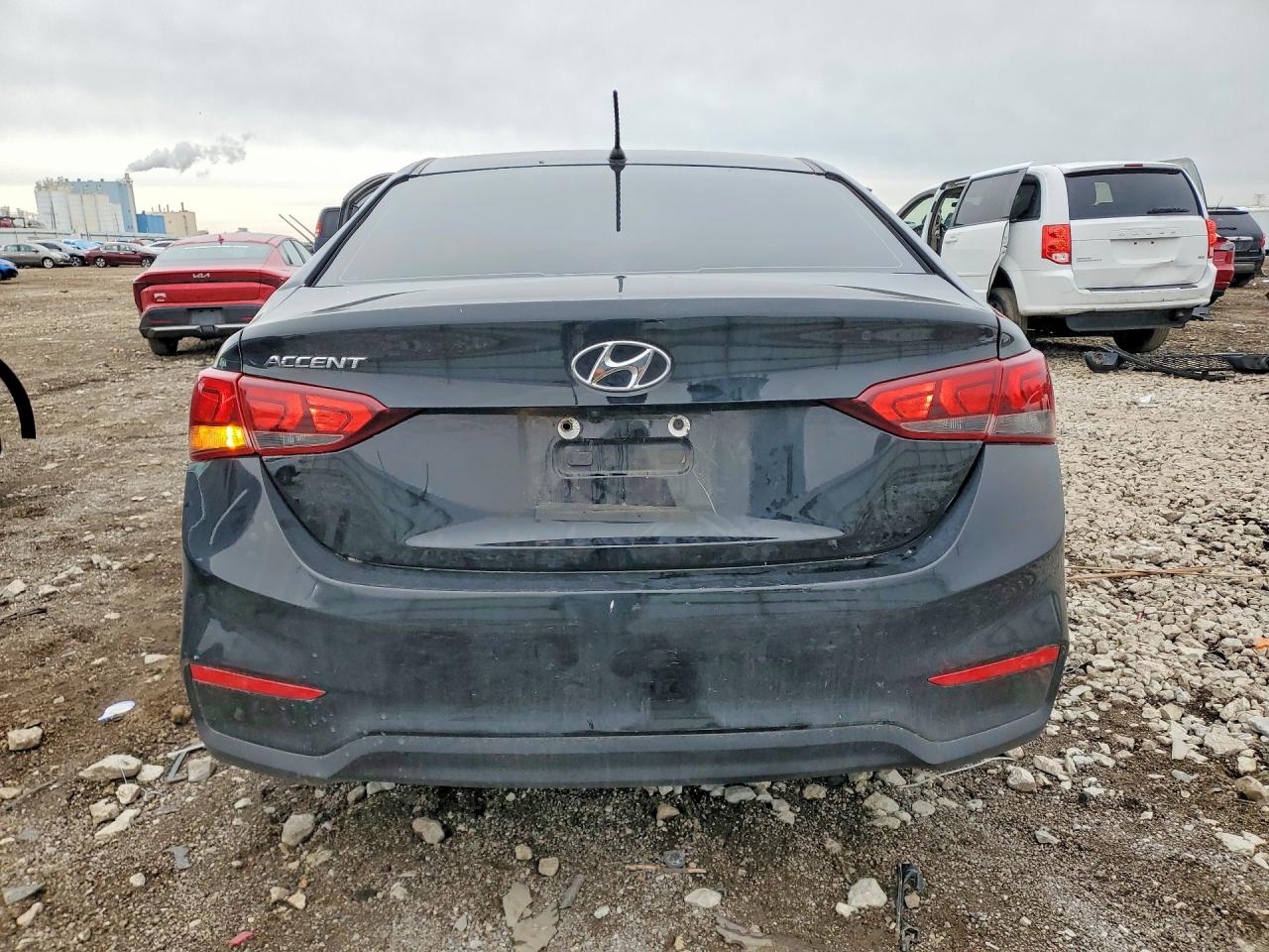 2019 HYUNDAI ACCENT SE photo 16
