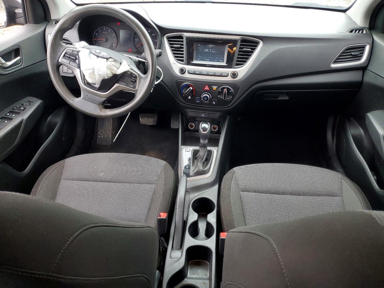 2019 HYUNDAI ACCENT SE photo 22