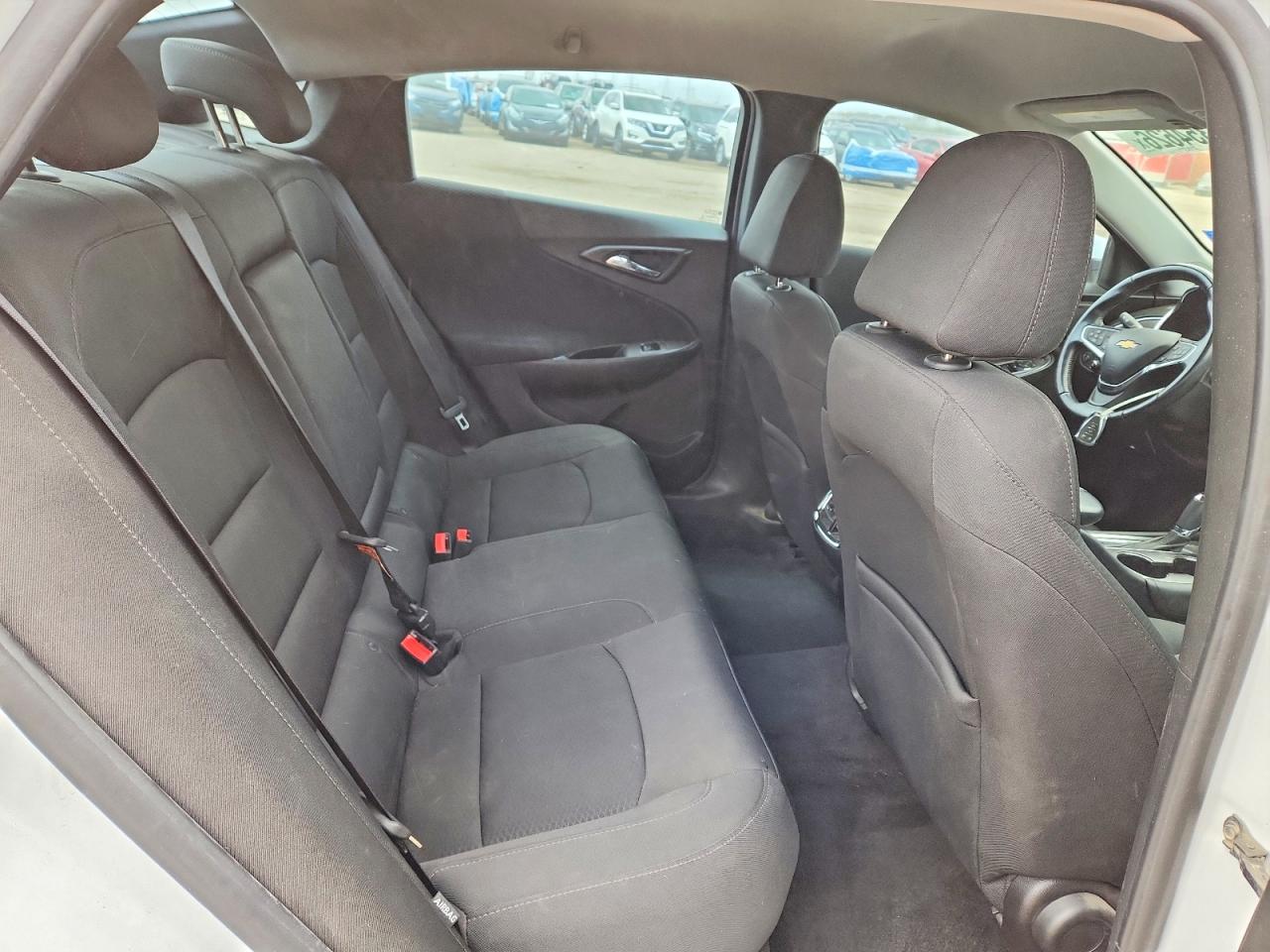 2016 CHEVROLET MALIBU LT photo 28